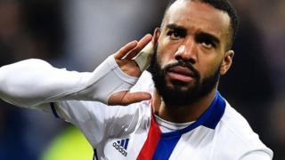 Arsenal waanza mazungumzo ya kumsajili mshambuliaji Alexander Lacazette kutoka Lyon