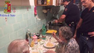 Jole y Michele, una pareja de ancianos de Roma.