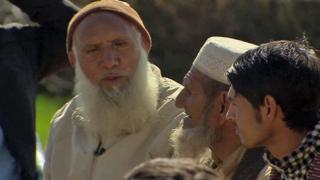 منکیالی بولنے والے ڈنہ کے باسی