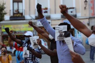 Eine Rallye der Black Lives Matter in Madrid, Spanien