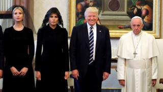 Трамп с семьей и папа