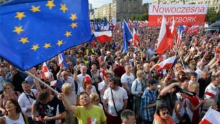 Demonstrators march in Warsaw, Poland. Photo: 4 June 2016