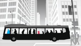 Ilustración de un autobús con pasajeros (Imagen: iStock/BBC)