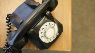 Fiksni telefon