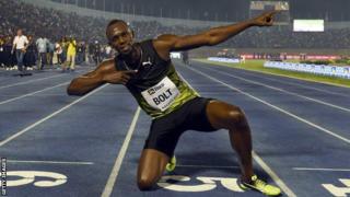 Ikibuga Bolt yirukiyeho bwa nyuma iwabo ni nacyo yatangiriye kwirukiraho ku rwego mpuzamahanga mu marushanwa y'ingimbi mu mwaka wa 2002