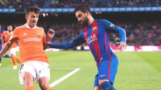 Selon plusieurs média turcs, l'international Arda Turan a agressé verbalement et physiquement un journaliste à bord d'un avion.