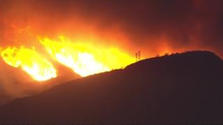Wildfire in Ventura County, California, on 5 December 2017
