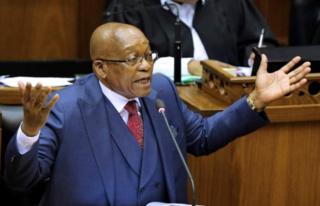 Jacob Zuma kw'ifoto yo mu 2017, asabwa gutanga imihoho