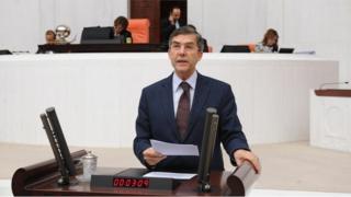 Содиқ Бадак бир неча ижтимоий лойиҳалар муаллифи ҳисобланади