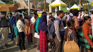 কলকাতার চাকরি মেলায় চাকরি প্রার্থীদের ভিড়।