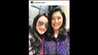 ยิ่งลักษณ์ กับหลานสาว