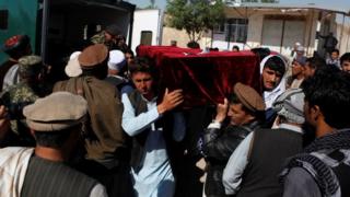 Dowladda Afghanistan ayaa dagaal kula jiirta dagaalyahaanda Taliban