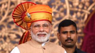 नरेंद्र मोदी