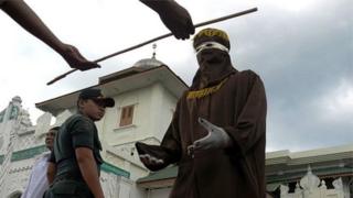 Hukum Cambuk Aceh