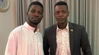 Bobi Wine na Jose Chameleone ubwo bahuraga kuri iki cyumweru