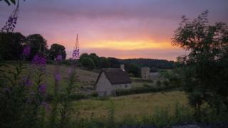 Joe the Quilter's cottage