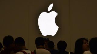 Apple waxay sheegtay in ay ku hawlan tahay cillad bixinta arrintan