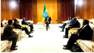 Aanga'oota ADO Ministira Muummee waliin yeroo mariyatan