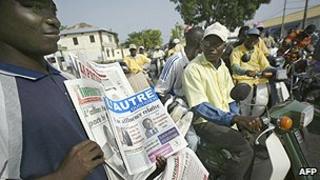 Newspaper vendor
