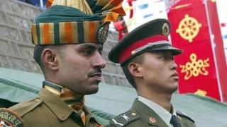 اںڈیا اور چین کے فوجی