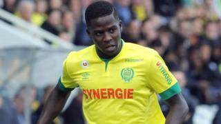 Le défenseur central de 28 ans a été prêté jeudi sans option d'achat à Dijon par Sunderland. Le Sénégalais retrouve donc la Ligue 1 française.