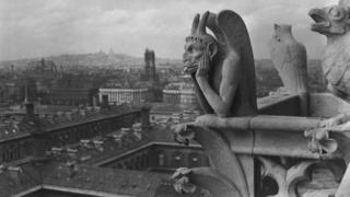1935