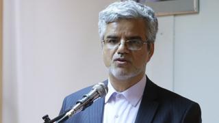 محمود صادقی