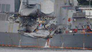 Jirgin ruwan na USS Fitzgerald bayan hadarin