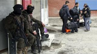 Күрддөрдүн расмий эмес борбору болуп саналган Диярбакыр шаарындагы полиция участогу