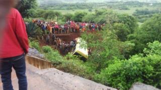 Bas ku dilay 35 arday ah waddanka Tanzania