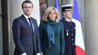 Emmanuel ve Brigitte Macron