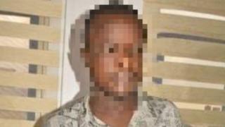 Onye a na-enyo enyo