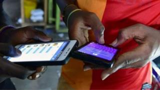 Nta mpamvu yatanzwe yo gufunga izo mbuga nkoranyambaga muri iki gihugu