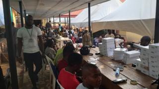 Aworan awọn oṣiṣẹ Inec