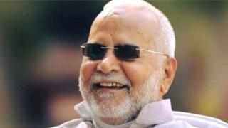 Swami Chinmayanand