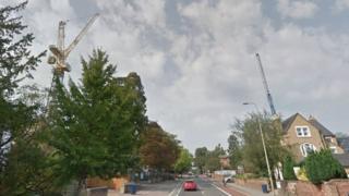 Tower cranes in Summertown