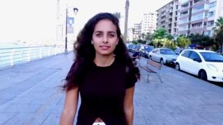 صورة لامرأة في لبنان