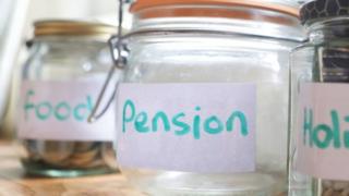 Pensions: Experts Say £10,900 A Year Needed To Retire - BBC News