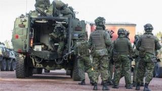 Фінські військові готуються до навчань