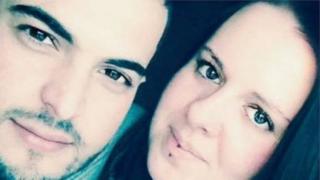 Bashir Naderi a'i bartner, Nicole Cooper