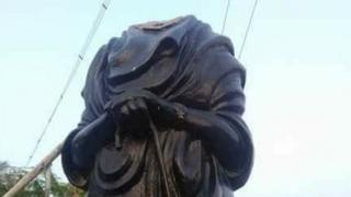 புதுக்கோட்டையில் பெரியார் சிலை தேசம்