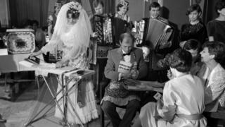 Бресттеги арак-шарапсыз өткөн той, 1985-жылдын 31-октябры.