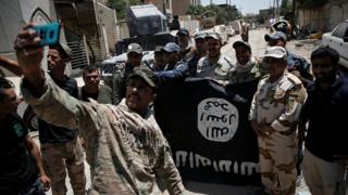 استعاد الجيش العراقي الموصل وحرره من سيطره تنظيم الدولة الاسلامية