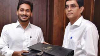 జగన్, బుగ్గన