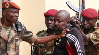 Inzego z'umutekano za Repubulika ya Centrafrique ubwo mu kwezi gushize zataga muri yombi Depite Alfred Yekatom, uzwi nka "Rambo", nyuma yaho yari yatorotse amaze kurasa n'imbunda mu nteko ishingamategeko mu murwa mukuru Bangui