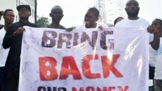 Une campagne "Bring back our money" (Rendez-nous l'argent) a été menée au Liberia après l'annonce de la disparition de plus de 100 millions de dollars US.