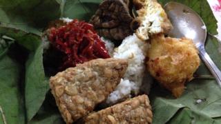 Nasi Jamblang