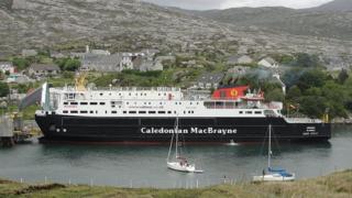 Hebrides air an Tairbeart.