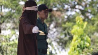 Hukum cambuk di Aceh