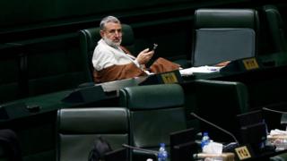 مجتبی ذوالنوری رئیس کمیسیون امنیت ملی مجلس جز امضا کنندگان طرح تعقیب قضایی وزیر خارجه است